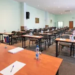 Hotel Plus Отель 3*