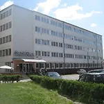 Hotel Plus Отель 3*