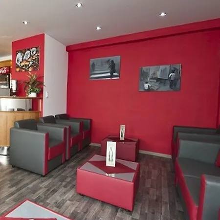 Hotel Plus