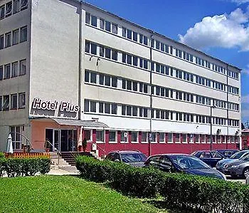 Отель Hotel Plus Братислава