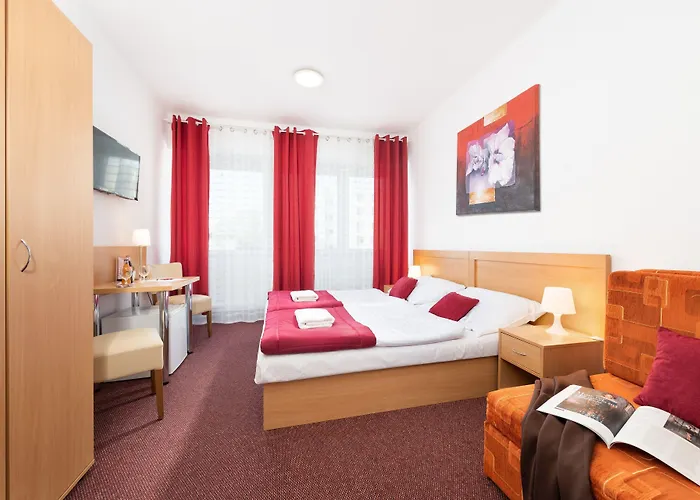 Hotel Plus 3* 브라티슬라바