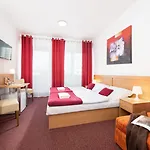 Hotel Plus 3* Bratislava