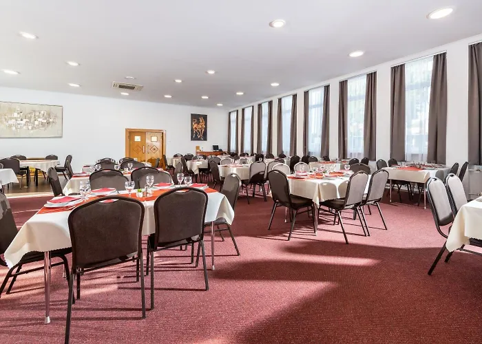 Hotel Plus Hotel Bratislava